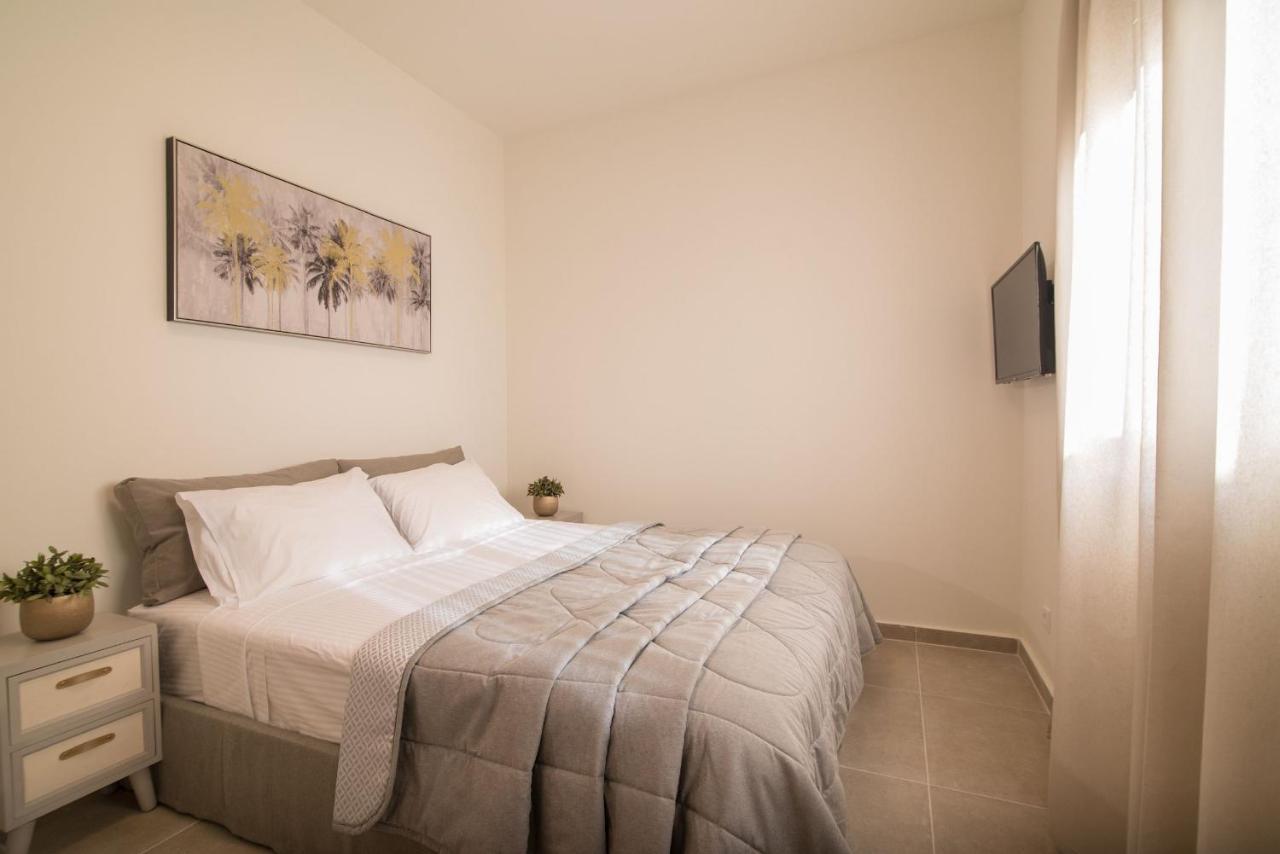 Lodge Modern Apartments, In Kalamaki Centre Kamer foto